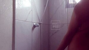 Submissive tattooed girlfriend with big natural ass kisses muscular bodybuilder in steamy bath