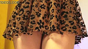 i forgot my panties under this tight skirt again damn