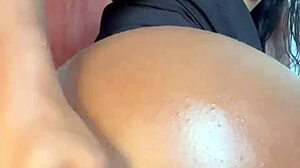 hey babe eat my juicy latina ass right now