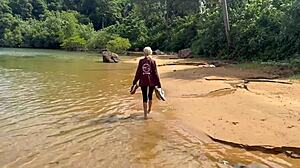 oops, beach handjob turns into public cumshot fuck!