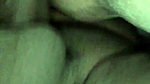 gordinha gostosa teases in casual amateur home play