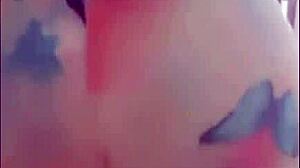 juicy latina booty shakes in tight shorts leggings