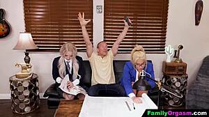 hey stepdad why fuck mom so loud next to your stepdaughter