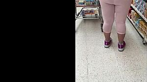 sofi elizabb rocks those pink leggings hot