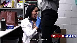 i make the doctor squeal hard