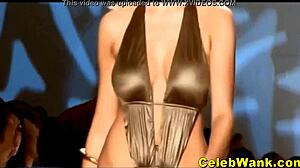 Kate Upton's celebrity pussy up close candid view