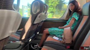 Романтическое домашнее анальное дрочение миниатюрной 18+ попки с тизингом и реальным оргазмом POV