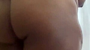 Squirting fat ebony ass wash gets messy 💦🍑