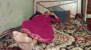 Hot Indian stepbrother in law fucks sister in law bedroom