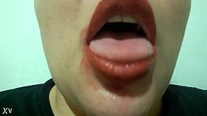 tia lola chupando e babando tudo bem gostoso nova no x