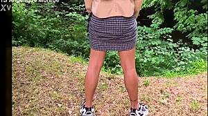 shemale pees ladydick in public park