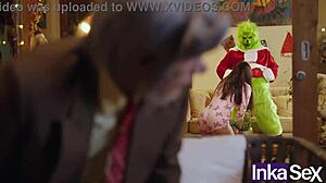 Grinch and Victoria Camargo dirty anal Christmas fuck