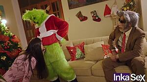 Grinch and Victoria Camargo dirty anal Christmas fuck