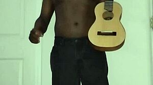 i keep singing and dancing free just for you come watch me shake