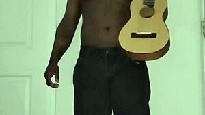 i keep singing and dancing free just for you come watch me shake