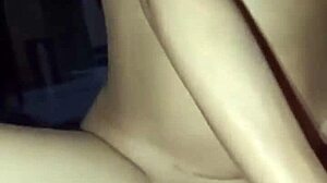 seksi ibu tiri fucks remaja on bed