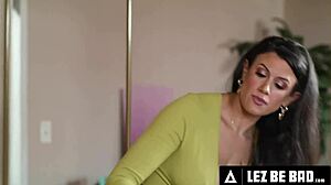 lez stepmom penny barber straps jill kassidy liz jordan