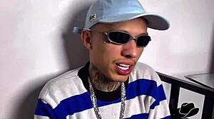 ei galera marcamos putaria e todo mundo veio chupar meu pau sem parar