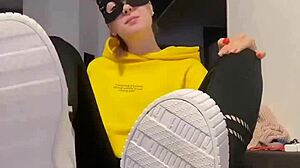 Barefoot Dirty Socks Feet Nike Smelly Fetish Closeup