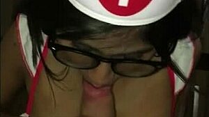 hey latina nurse what's up with this young patient in the hospital today