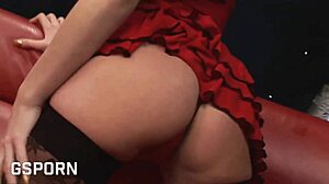 who wants threesome dp anal big boobs blonde?