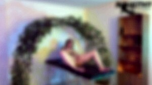 god this milf's ass shakes while she rubs thinking of her masseuse...