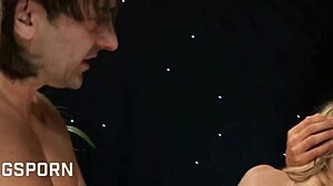 who wants threesome dp anal big boobs blonde?