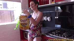 real aussie cums hard toying hairy pussy?