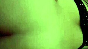 Devorando o cuzinho apertado da esposa gostosa