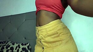 big ass babe dances naked twerking and spreading wide for you