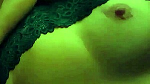 Naughty wife spreads wet pussy for bold beauty licking play