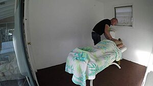 kristi love's skinny blonde deepthroats cock during foot massage 😩🍆👣