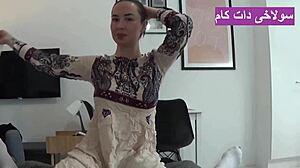 sexy hijab iranian housewife with big ass fucks boyfriend secretly