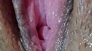 i finger my wet pussy solo at home so hot
