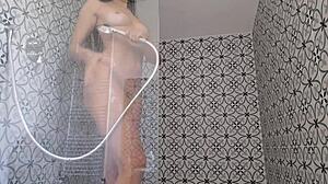 i had such a hot sensual shower... felt amazing 😍