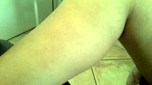 Chubby patient masturbates open shaved pussy in Rimini clinic