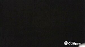 alexa jordan spreads pussy wide open for deep creampie finish