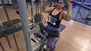went to the gym horny without panties - getting naughty in the gym