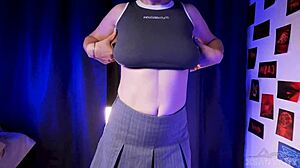 Stepdaughter Teases Daddy's Dick with Tits Lips Hot Playtime!