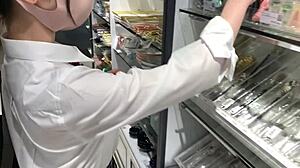 ハメ撮りで小柄jkの美乳美尻を種付けプレスバック生ハメ潮吹きセックス