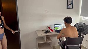 i seduce skinny hermanastra during homework with my huge cock