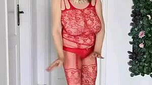 Busty Granny Mariaold Spreads Legs, Close-Up Hairy Pussy In Lingerie Stockings