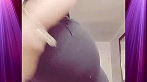 Booty shaking in boyfriend's clothes 💋🍑