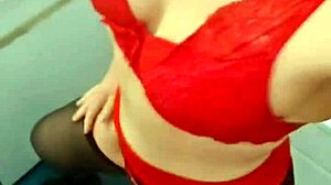 Compilation of Sexy Mature Milfs in Lingerie and Panties Posing Hot