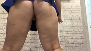 Stepsister Skips Panties For Intense Orgasm