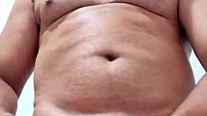 Yuri Gaúcho Brazilian Bear Amateur Handjob Explodes Huge Cumload