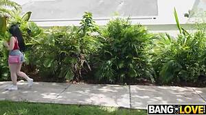 Hey lola ever tried that vibrator with dwayne foxxx pounding your tight hole?