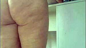 madrasta tries tiny bikini for beach asks stepson opinion