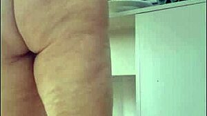 madrasta tries tiny bikini for beach asks stepson opinion