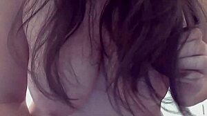 Sultry 18yo camgirl chases intense webcam orgasm